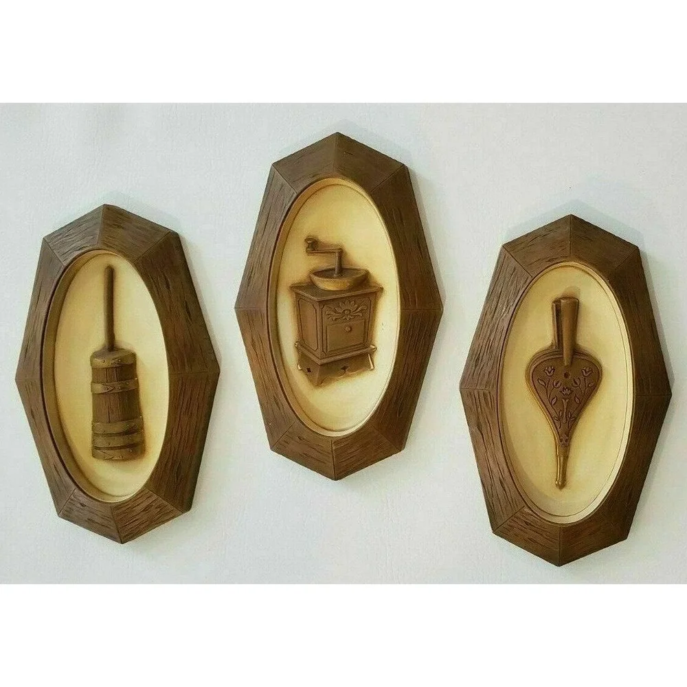 3 MCM Syroco Wall Hangings Vtg 1960s Mid Century Plaques Churn Grinder‎ Bellows